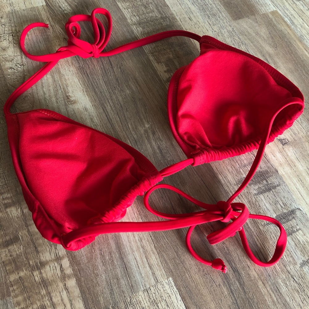 HOT Red Bikini Top! - Picture 4 of 4
